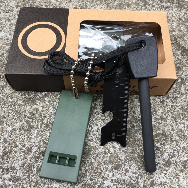 Kit de Acampamento e Sobrevivê - Ferro Rod Striker avaliação e preço